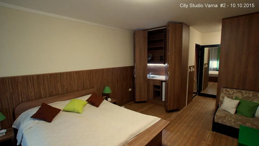 City Studio Rent Warna